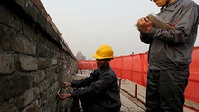 Đại tu bổ Tử Cấm Thành ở Bắc Kinh trước khi các bức tường sụp đổ