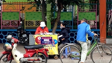 Xổ số điện toán Mega 6/45 Vietlott 'xách tay' bán như tôm tươi ở Hà Nội