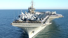Đóng mới 2 tàu sân bay một lúc, hải quân Mỹ vô địch toàn diện