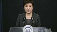 SỐC: Tổng thống Hàn Quốc Park Geun Hye tạm thời bị đình chỉ chức vụ