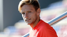 Rakitic tiếp tục bị bỏ rơi: Đến Man United để tỏa sáng, Rakitic!