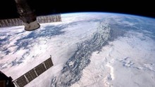 CHOÁNG NGỢP: Trái đất đẹp mê hồn nhìn từ trạm vũ trụ quốc tế ISS