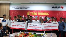 Vietlott trao giải Jackpot hơn 126 tỉ đồng cho ba khách hàng