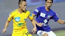 Tiền vệ FLC Thanh Hóa bị treo giò 2 trận vì vào bóng nguy hiểm