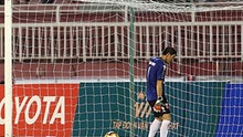 Thủ môn Long An không phải người duy nhất quay lưng với quả penalty