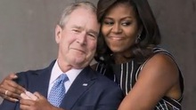 Ông Bush tiết lộ lý do đặc biệt 'thích thú' với bà Michelle Obama