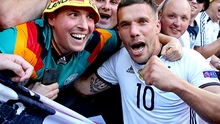 02h45 ngày 23/3, Đức - Anh: Tạm biệt Podolski, đón chào 'dòng máu mới'