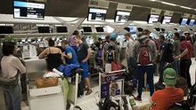 Hơn 1.000 người Thái mắc kẹt ở sân bay do bị lừa đảo