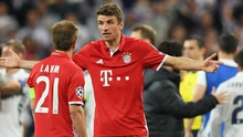 Thomas Mueller bức xúc vì '10 cầu thủ Bayern phải chống lại 14 người'