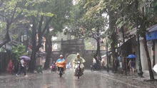 Hà Nội có mưa vài nơi, sáng sớm có sương mù