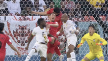 Vì sao đội trưởng Ghana để bóng chạm tay nhưng bàn thắng vào lưới Hàn Quốc được tính?