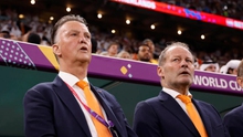HLV Van Gaal ngậm ngùi chia tay đội tuyển Hà Lan