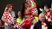 Cựu hoa hậu Croatia hứa cởi sạch nếu đội nhà vô địch