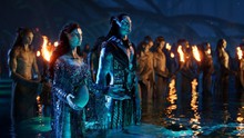 'Avatar 2' 'cháy vé', doanh thu 'khủng' dù chưa chính thức ra rạp Việt