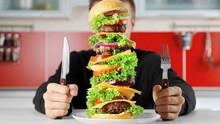 Người phụ nữ phát hiện bị ung thư vì nghiện rau diếp: Cảnh báo những món ăn khiến bạn 'phát cuồng' lại là dấu hiệu cơ thể bất ổn