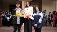 Thuỳ Tiên được chào đón nồng nhiệt khi đến quê của Quang Linh Vlogs
