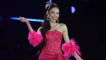 Hoa hậu Thùy Tiên vừa catwalk vừa nhảy cực cháy trong đêm countdown mừng năm mới 2023