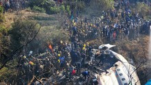 Những khoảnh khắc cuối ám ảnh của nạn nhân trong vụ máy bay rơi khiến 72 người thiệt mạng tại Nepal