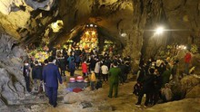 Gìn giữ nét đẹp văn hóa tâm linh của lễ hội chùa Hương
