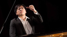 Tài năng trẻ piano Lưu Hồng Quang trình diễn tác phẩm của Beethoven