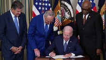 Mỹ: Tổng thống Biden phân bổ tài chính cho các chương trình vũ trụ