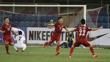 Bị xem là đội yếu nhất bảng, Việt Nam vẫn giành chiến thắng lịch sử và đoạt vé tới World Cup, khiến FIFA và AFC phải khen ngợi 