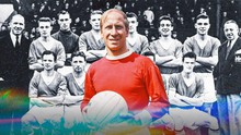 Bobby Charlton đã trở về với tro tàn của lịch sử