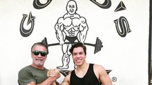 Arnold Schwarzenegger có 450 triệu USD nhưng không cho con trai riêng 1 xu sau khi tốt nghiệp đại học