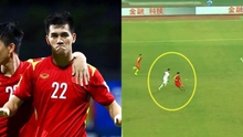 Tiến Linh lập cú đúp giúp Việt Nam thắng 2-0 trên SVĐ của Trung Quốc, khiến báo chí nước bạn khen ngợi là ‘ghi bàn như trong SGK’