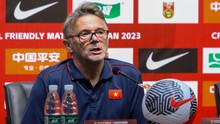 HLV Troussier: ‘Chúng tôi đã chuẩn bị kỹ cho trận gặp Trung Quốc’