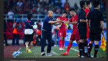 HLV Park không ngại phản ứng của CĐV Việt Nam khi dẫn dắt ‘Voi chiến’, fan Thái Lan đưa ra quan điểm bất ngờ