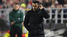Xavi đối diện trát sa thải sau trận thua tại cúp C1, vừa bị đồng đội cũ chỉ trích, vừa không được sếp lớn nào chống lưng