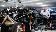Bán siêu xe triệu USD cho đại gia, nhưng ông chủ Koenigsegg khẳng định chiếc xe muốn lái cuối đời là Mazda