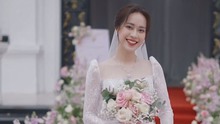 “Tiểu tam” của “Đừng làm mẹ cáu” khổ sở vì đám cưới mình bị hiểu lầm là cảnh cưới Bình An trong phim 