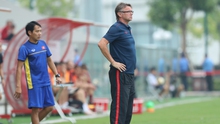 Bóng đá Việt Nam chờ đợi gì ở ông Troussier?