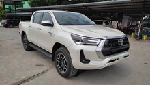 Lộ trang bị Toyota Hilux 2023 bản đầu tiên về Việt Nam: Thêm nâng cấp nhưng chưa đủ hot để làm khó Ranger