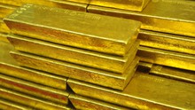 Dân Nga mua hơn 50 tấn vàng miếng trong năm 2022