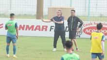 Bóng đá Việt Nam ngày 10/3: HLV Troussier mang tới sự thoải mái cho tuyển Việt Nam