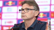 HLV Troussier: 'V.League 4 tháng chỉ đá 4 trận, bằng thời gian đó ở châu Âu họ đá 40 trận'