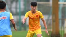 Vừa sát cánh ở U20 châu Á, đôi bạn thân Quốc Việt, Văn Trường đã phải đối đầu nhau ở U23 Việt Nam