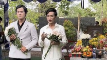 2 nam ca sĩ gây tranh cãi khi hát trước mộ NSƯT Vũ Linh, phải đích thân đến xin lỗi gia đình cố nghệ sĩ!