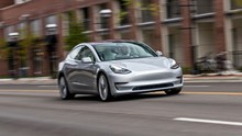 Giá ô tô điện sắp biến động lớn: Tụt như xe lao dốc