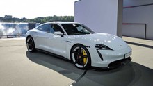 Porsche sắp tăng giá mạnh: Có mẫu ở Việt Nam chắc chắn ảnh hưởng
