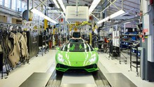 Nhờ một hãng xe bình dân, Lamborghini mới có nhiều siêu xe khủng như bây giờ cùng nhà máy to gấp 13 lần hồi xưa