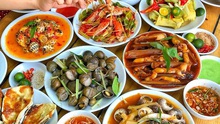 Món ăn đường phố Việt Nam khiến phóng viên Trung Quốc sốc vì đã rẻ lại ngon quá mức: "Trời ơi, tôi có thể ngồi ăn cả ngày"