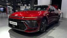 Trọn bộ ảnh Hyundai Sonata 2024 lần đầu trưng bày, hãng công bố động cơ nhưng lại giấu thông số quan trọng