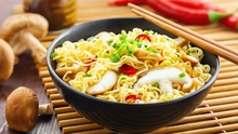 Ăn sáng bằng mì tôm có nên không?