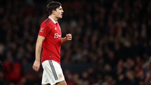 Đội hình dự kiến MU đấu Liverpool: Maguire bất ngờ có ‘cửa’ đá chính nhờ... Varane