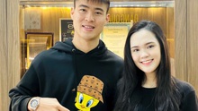 Cầu thủ Duy Mạnh tặng quà 8/3 hàng nghìn USD: Nhiều sao Việt mạnh tay chi tiền tỷ dịp này 