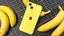 Trên tay mẫu iPhone 14 màu vàng mà Apple vừa cho ra mắt: Cực kỳ rực rỡ, tươi mới!